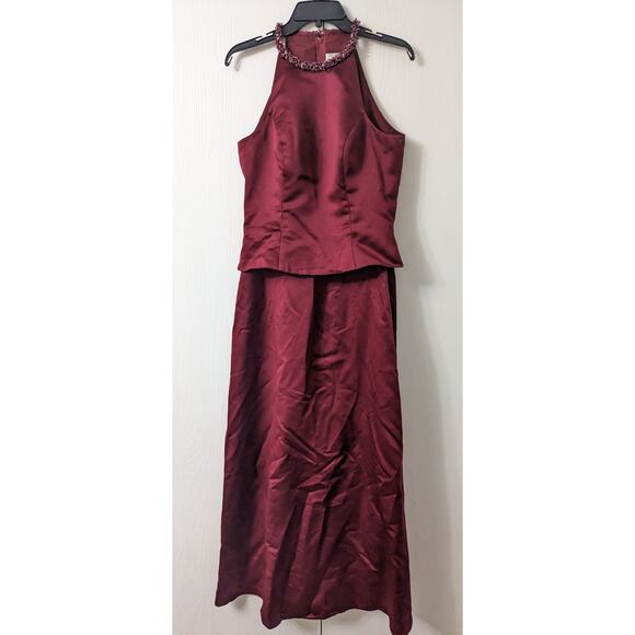 Forever Women's Sleeveless Formal Burgundy Back Zip Closer Long Dress Size 14 - Picture 1 of 4